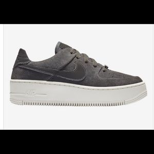 Air Force 1 Upstep (women’s)